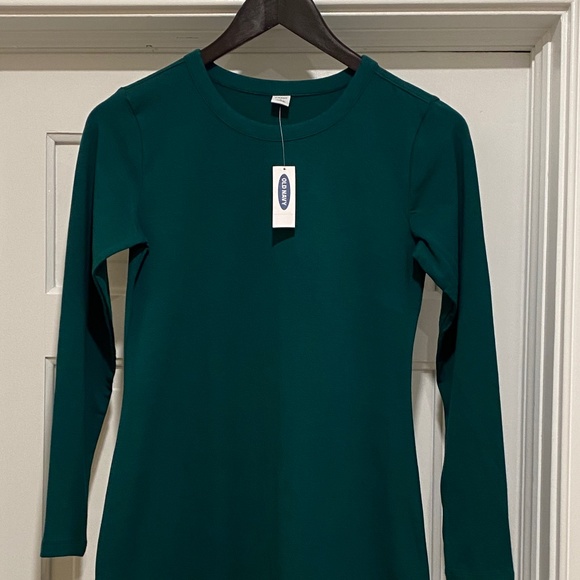 Gorgeous Green Dress - NEW!! - Picture 2 of 4